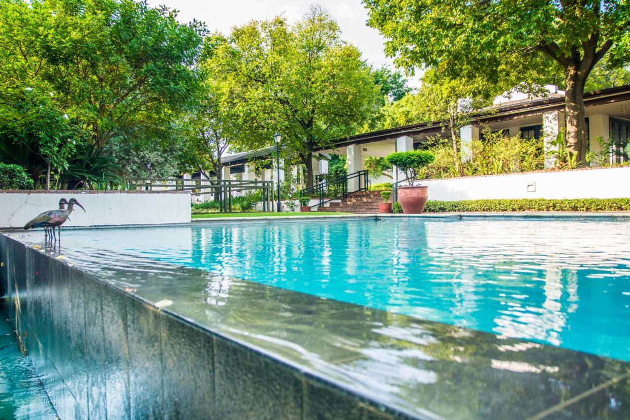 יוהנסבורג Indaba Hotel, Spa & Conference Center מראה חיצוני תמונה