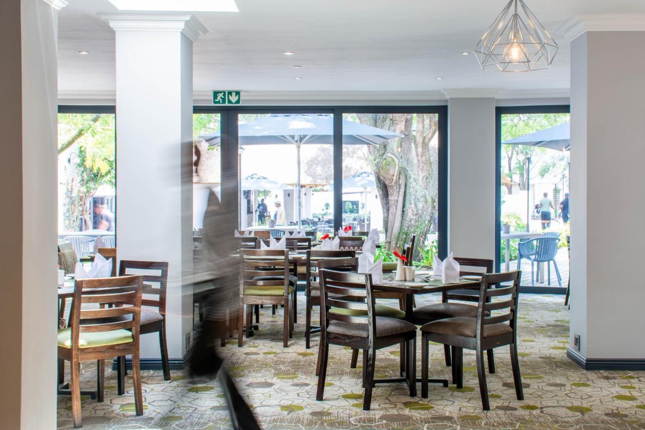 יוהנסבורג Indaba Hotel, Spa & Conference Center מראה חיצוני תמונה